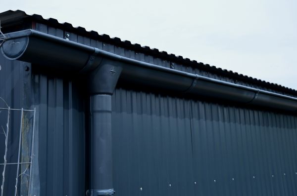 Cost of Metal Siding Replacement in Macomb