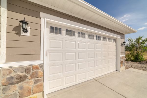 Cost of Garage Siding Repair in Macomb