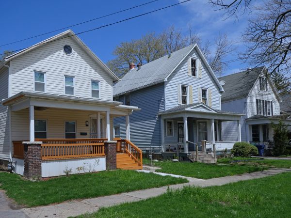 Cost of Aluminum Siding Replacement in Macomb