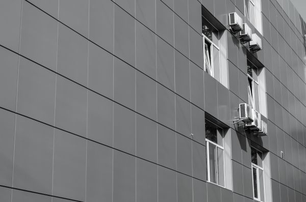 Cost of Commercial Siding Installation in Macomb